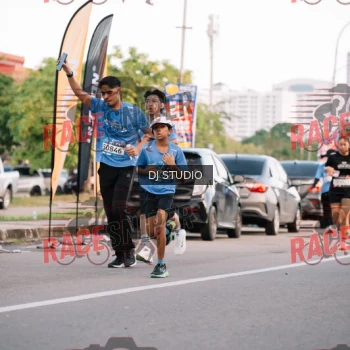 Runner Photo 425042