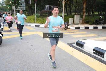 Runner Photo 4250775