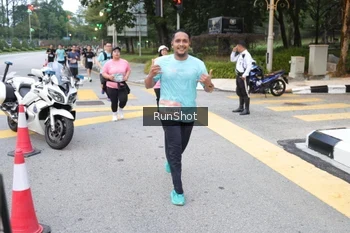 Runner Photo 4250793