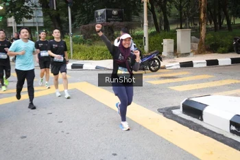 Runner Photo 4250853
