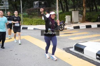 Runner Photo 4250859