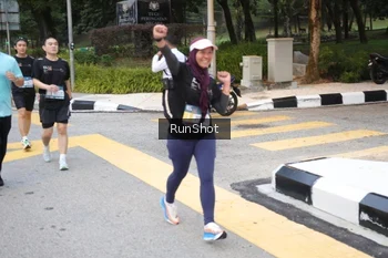 Runner Photo 4250863