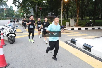 Runner Photo 4250874