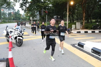 Runner Photo 4250880