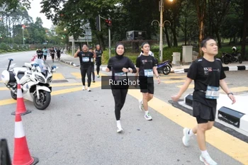Runner Photo 4250891