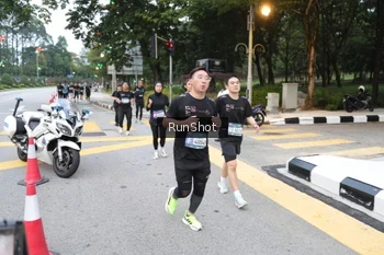 Runner Photo 4250894