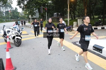 Runner Photo 4250895