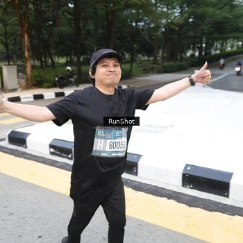 Runner Photo 4250934