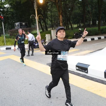 Runner Photo 4250935