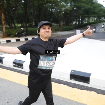 Runner Photo 4250939