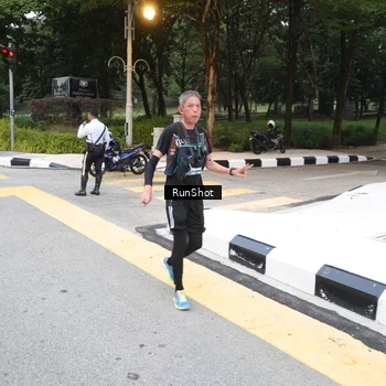 Runner Photo 4250948