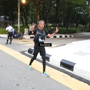 Runner Photo 4250951