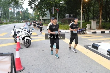 Runner Photo 4250993