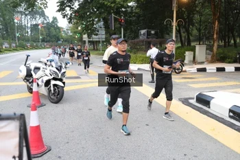 Runner Photo 4250994