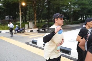 Runner Photo 4251000