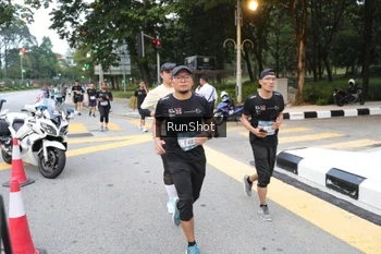 Runner Photo 4251001