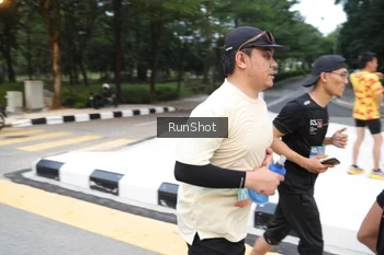 Runner Photo 4251005