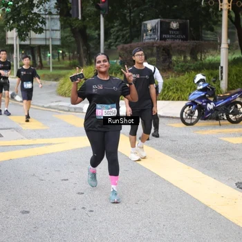 Runner Photo 4251017