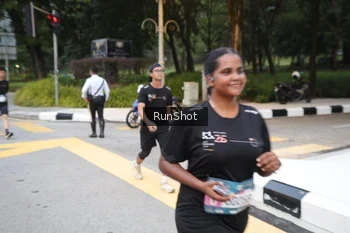 Runner Photo 4251026