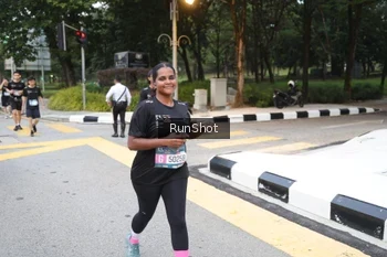 Runner Photo 4251030