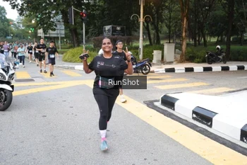 Runner Photo 4251035