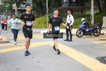 Runner Photo 4251046