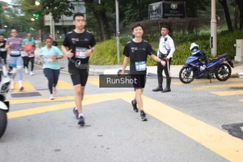Runner Photo 4251052