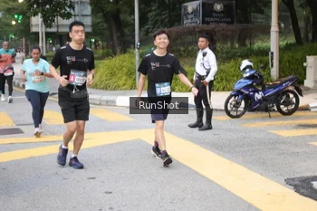 Runner Photo 4251053