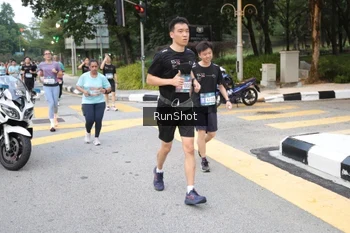 Runner Photo 4251057