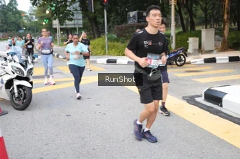Runner Photo 4251059