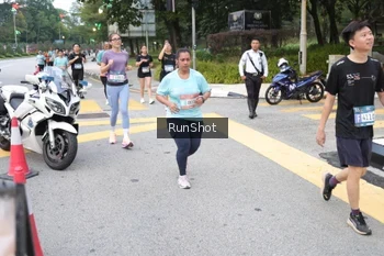 Runner Photo 4251069