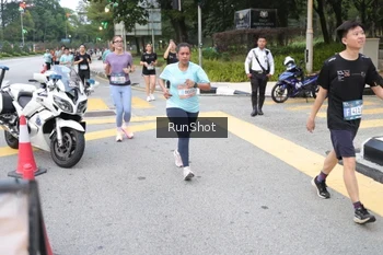 Runner Photo 4251073