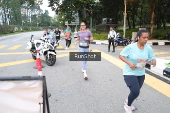 Runner Photo 4251075