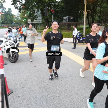Runner Photo 4251120