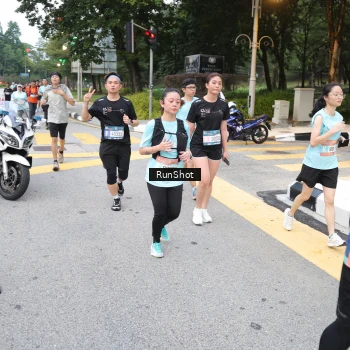 Runner Photo 4251121