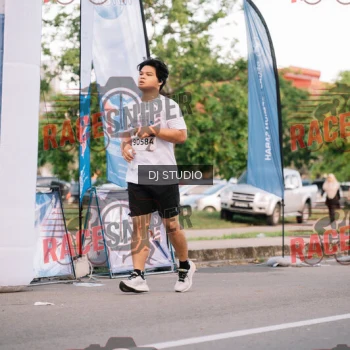 Runner Photo 425116
