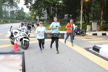 Runner Photo 4251161