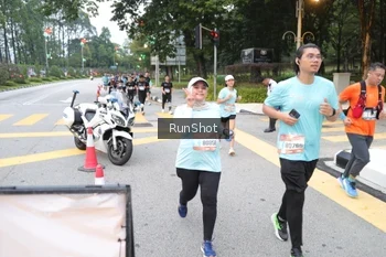 Runner Photo 4251166