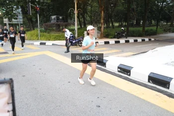 Runner Photo 4251180