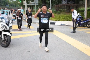 Runner Photo 4251198