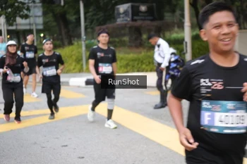 Runner Photo 4251200