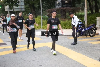 Runner Photo 4251205
