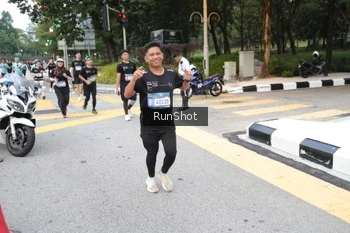 Runner Photo 4251209