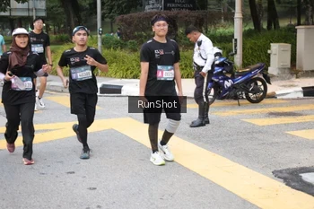 Runner Photo 4251213