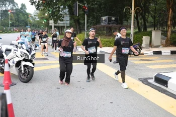 Runner Photo 4251216