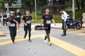 Runner Photo 4251218
