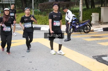 Runner Photo 4251219