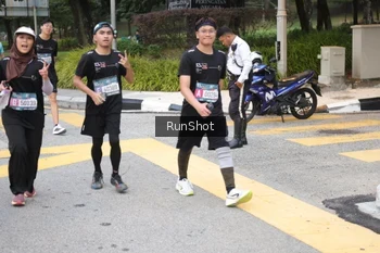 Runner Photo 4251221