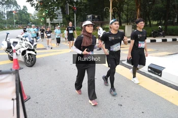 Runner Photo 4251233