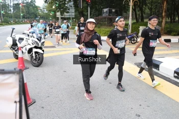 Runner Photo 4251236